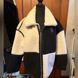 Elan fleece coat